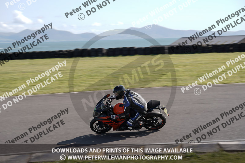 anglesey no limits trackday;anglesey photographs;anglesey trackday photographs;enduro digital images;event digital images;eventdigitalimages;no limits trackdays;peter wileman photography;racing digital images;trac mon;trackday digital images;trackday photos;ty croes